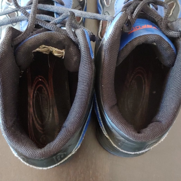 🌻 Catapult Boys Black Blue High Top Basketball Shoes Size 5 - Picture 7 of 8